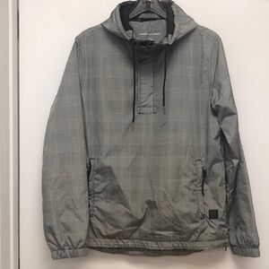 American Eagle Outfitters hooded wind breaker pullover